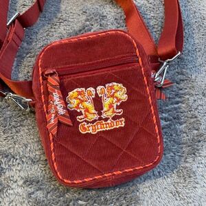 Vera Bradley Harry Potter Gryffindor Red Corduroy Crossbody Bag House Colors